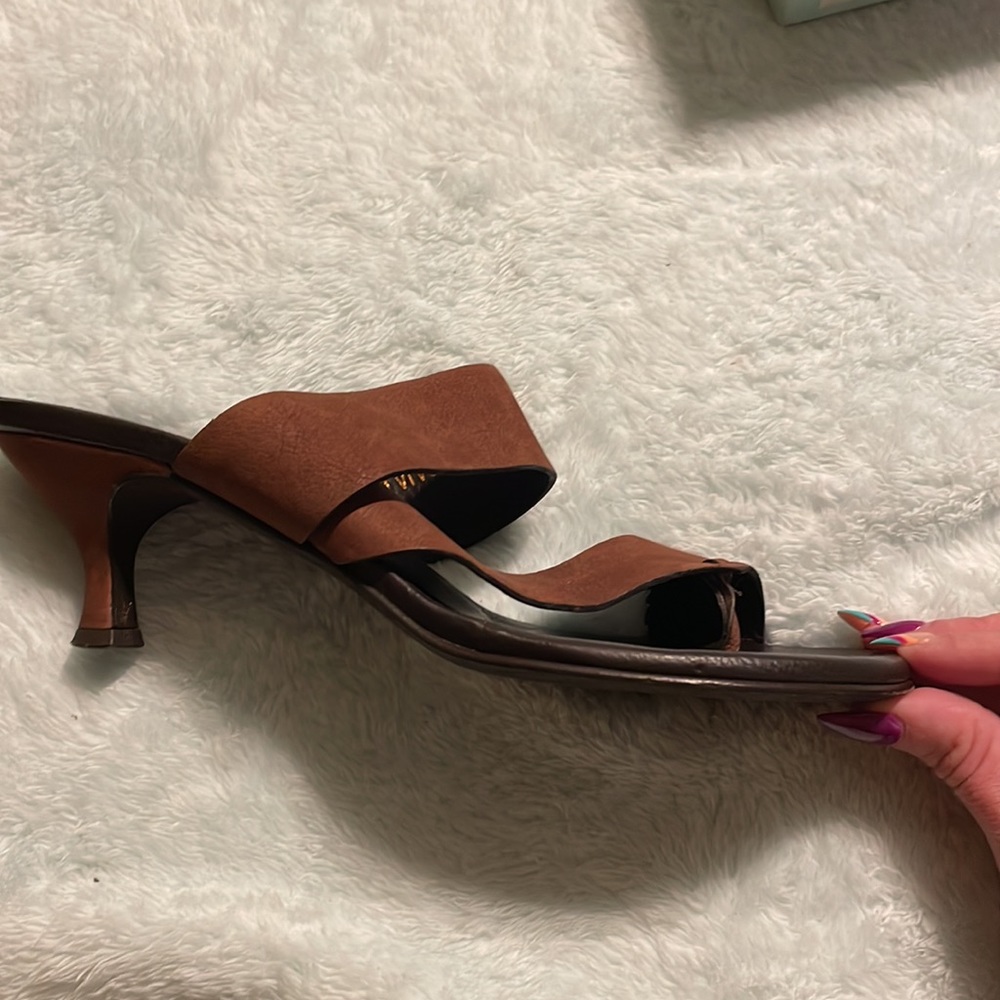 Donald J Pliner Viveca  brown leather sandals - Picture 3 of 8